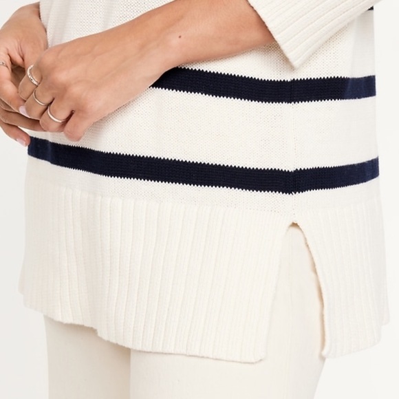 NWT OLD NAVY Turtleneck Tunic Sweater COLOR WHITE/BLACK STRIPE SIZE MEDIUM - Picture 4 of 5